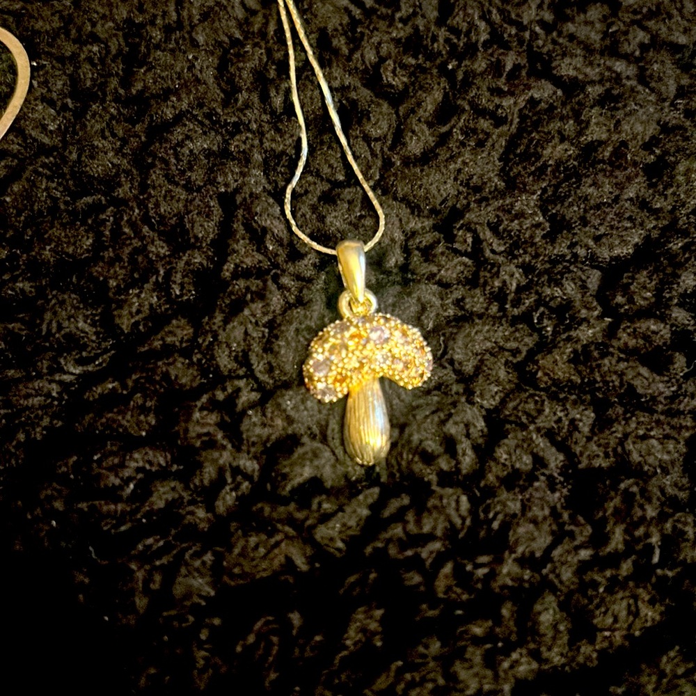 Mushroom 925 sliver. New never used.